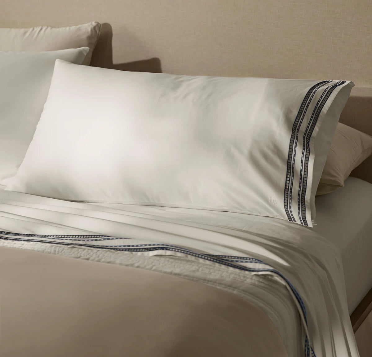 Signature Embellished Pillowcase Set - White/Mineral Ladder Stitch