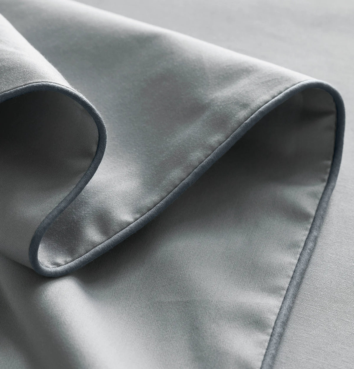 Signature Embellished Sheet Set - Shore/Bluestone Piped Edge