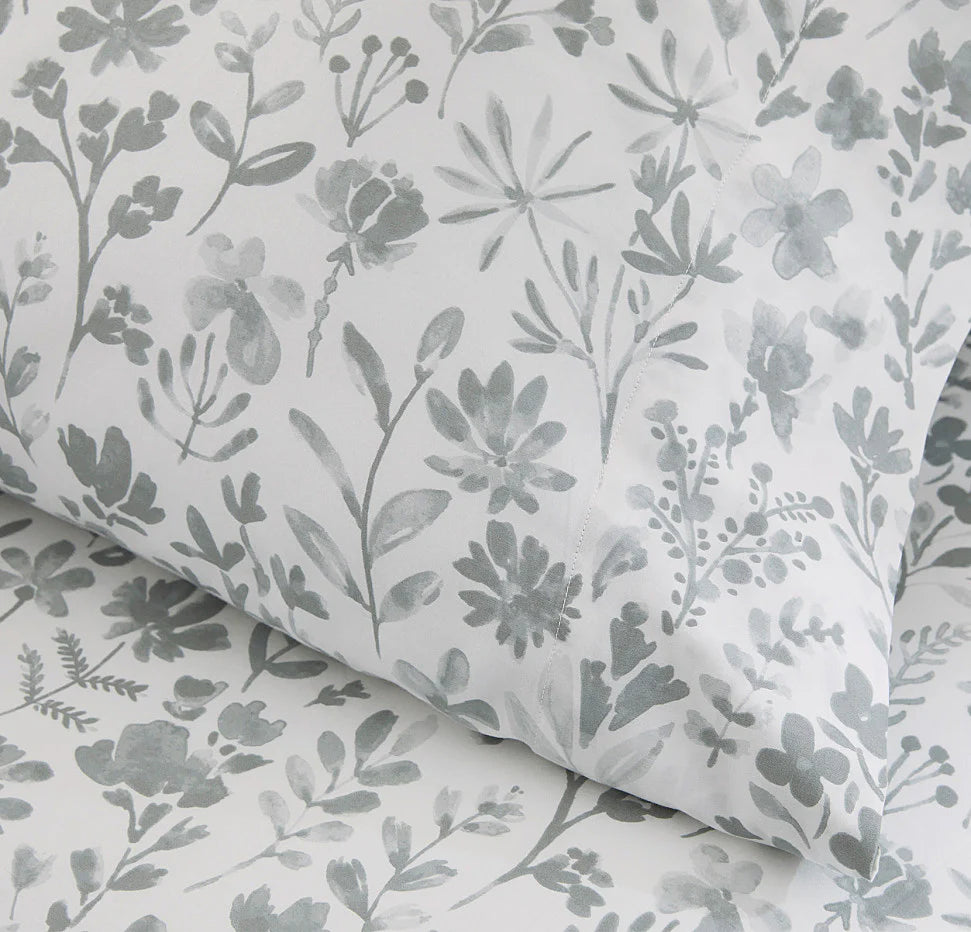 Signature Hemmed Fabric Swatch - Shore Botanical