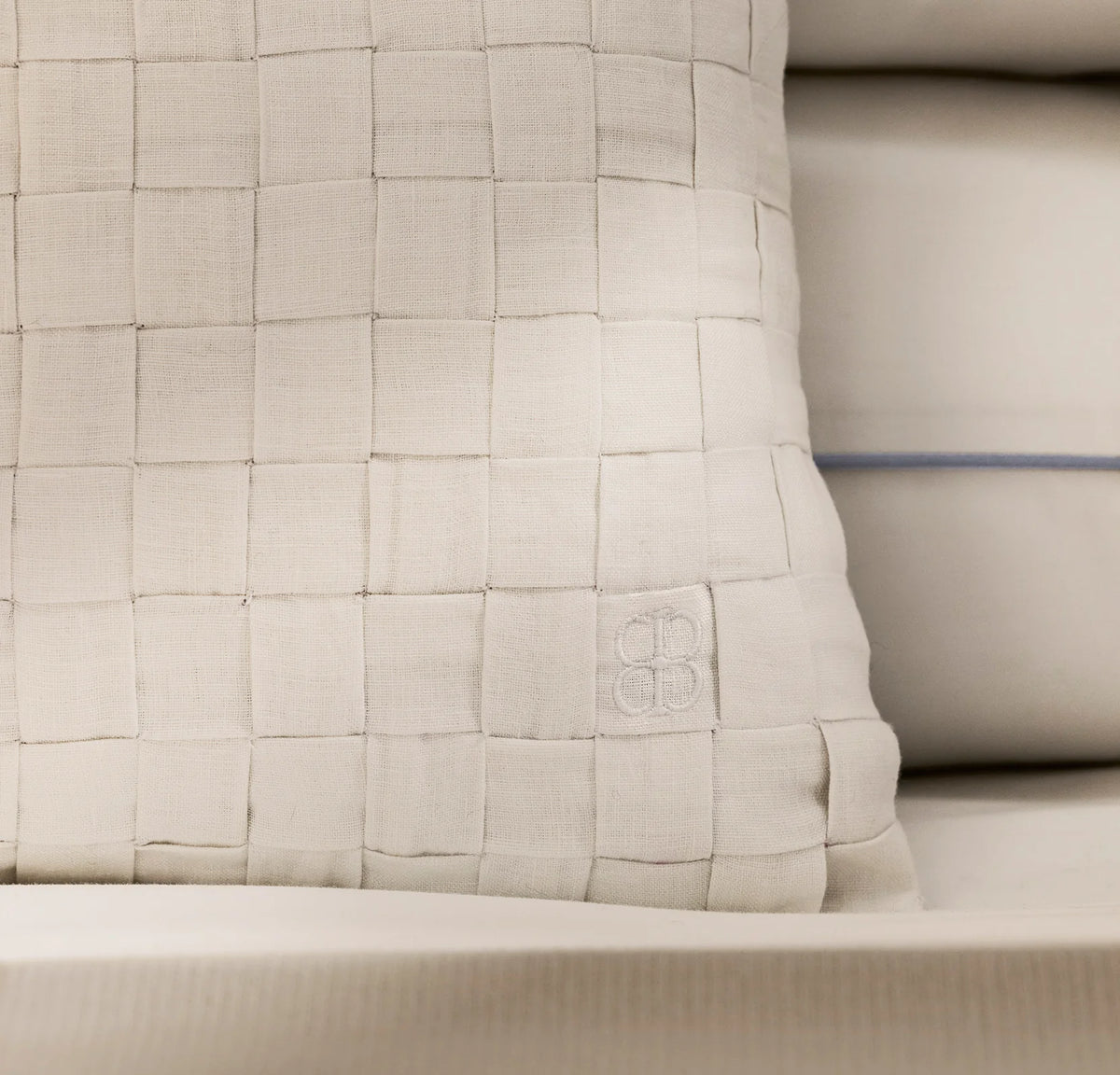 Linen Woven Icon Pillow Cover (Lumbar) - White