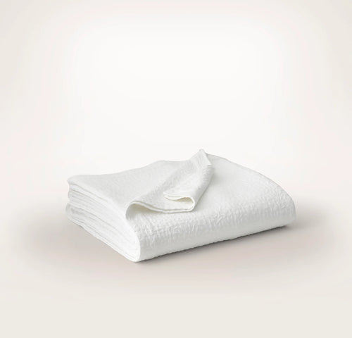 Dappled Vela Classic Coverlet - White