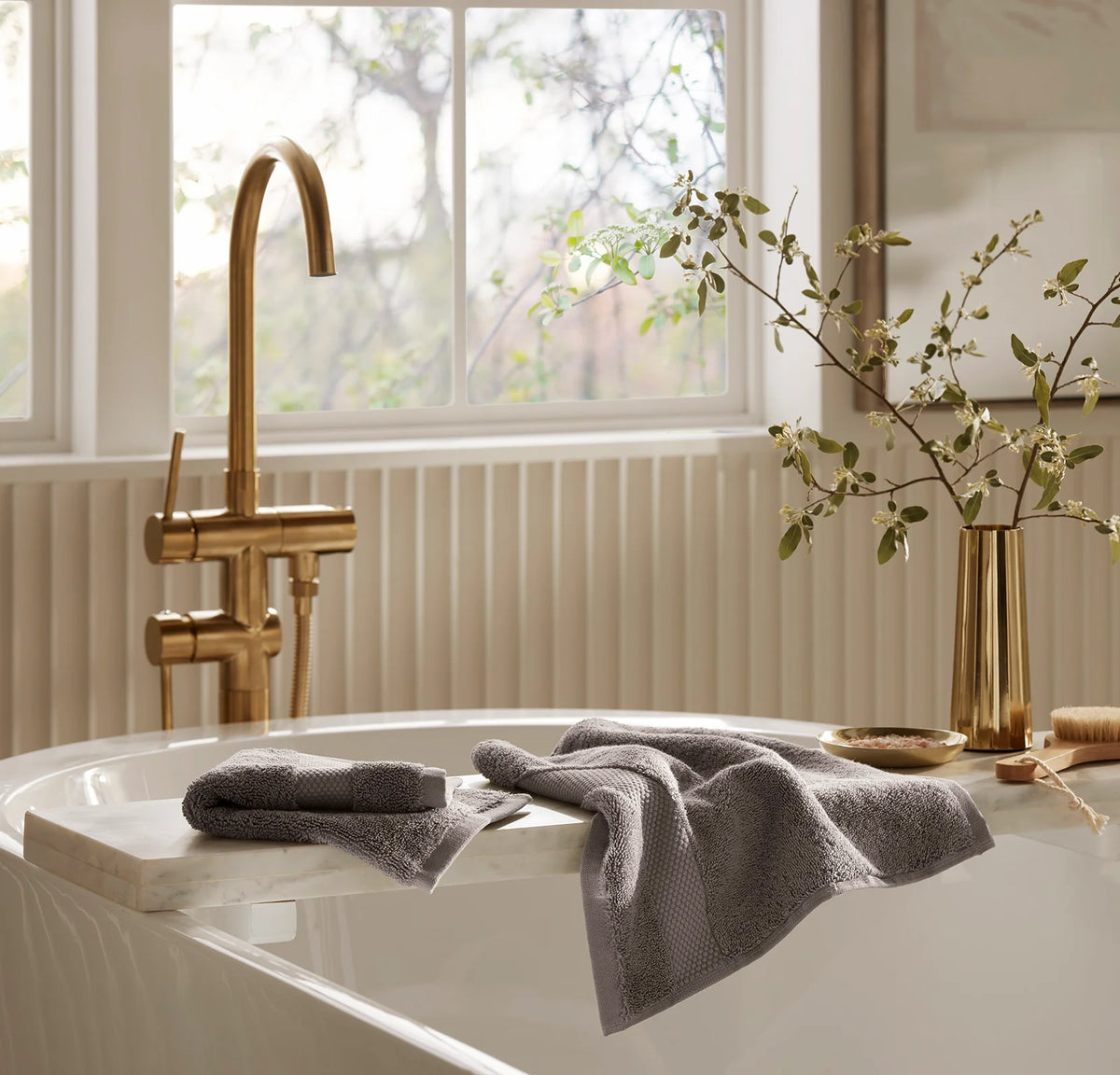 Plush Bath Towel Set