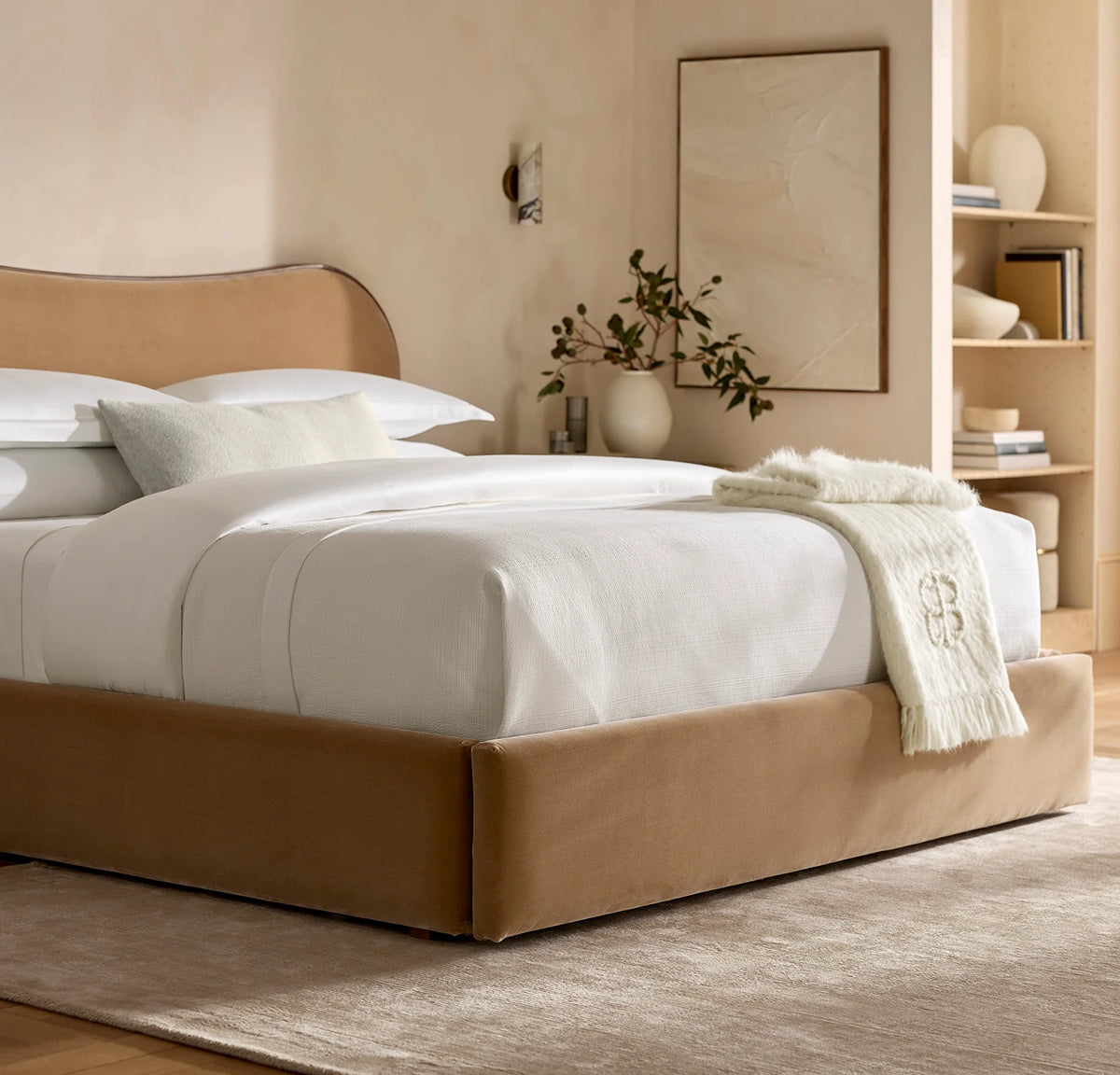 Signature Stitchline Sham - White