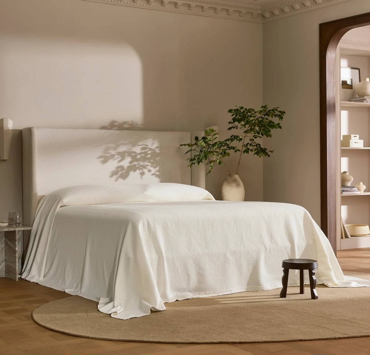 Dappled Vela Grand Coverlet - Deep Camel