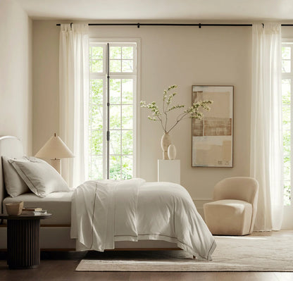Signature Embellished Duvet Set - White/Oak Embroidered