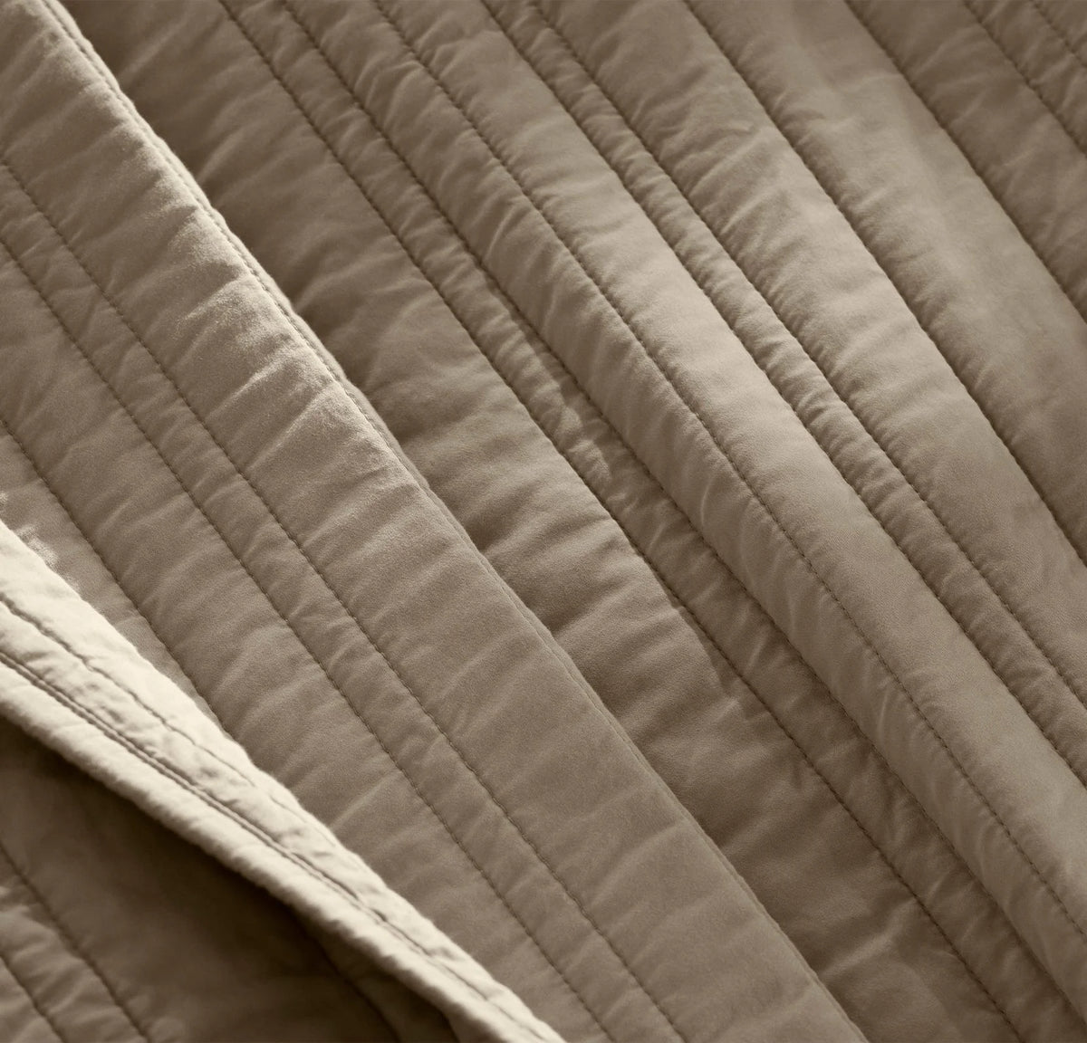 Signature Stripe Quilt Set - Oak