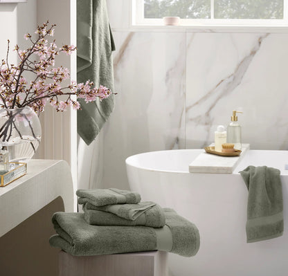 Plush Bath Towel Set