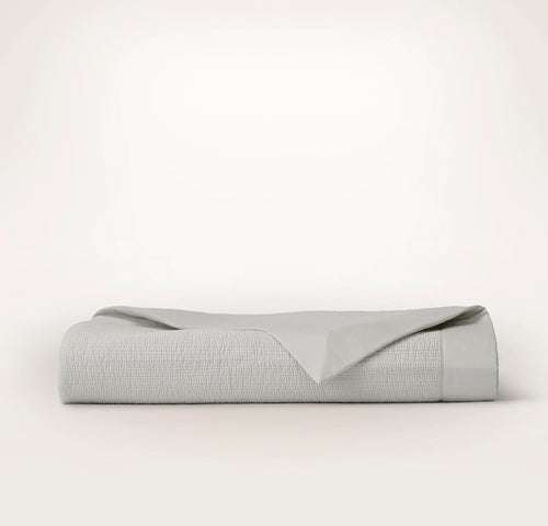 Signature Stitchline Quilt - Mist