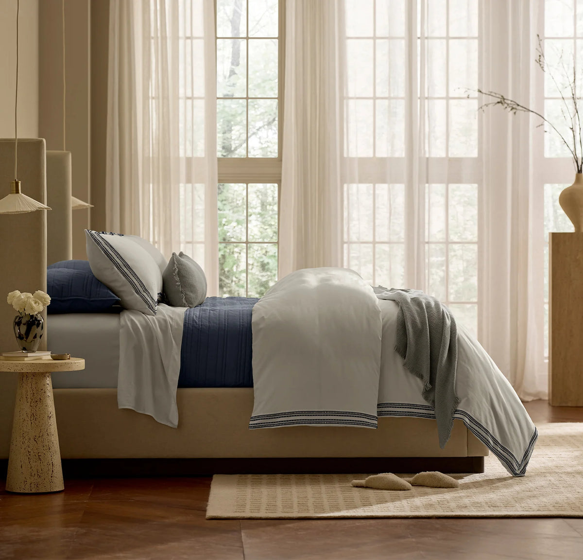 Signature Embellished Duvet Set - White/Mineral Ladder Stitch