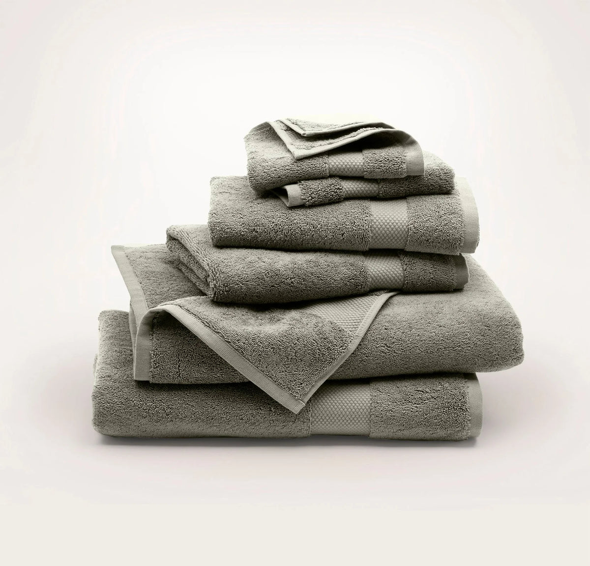 Plush Bath Towel Set