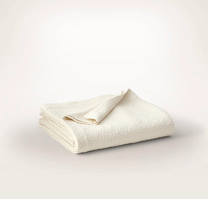 Dappled Vela Classic Coverlet - Cream