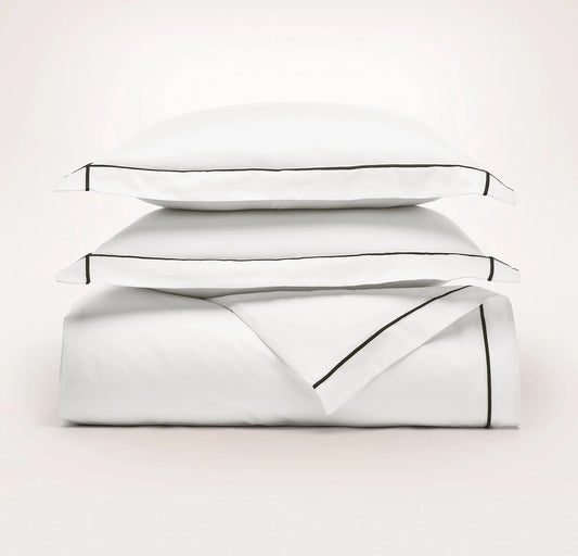 Signature Embellished Duvet Set - White/Night Embroidered