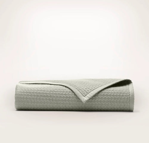 Signature Textured Stitch Quilt - Sageleaf