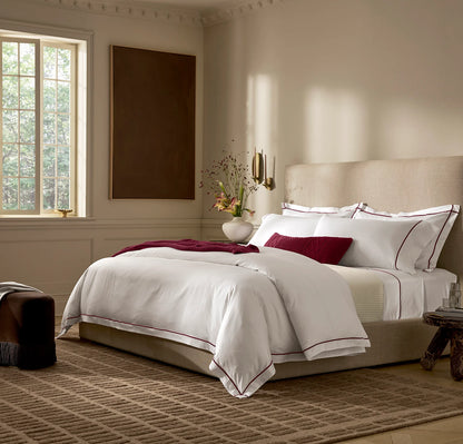 Signature Embellished Sheet Set - White/Holly Embroidered