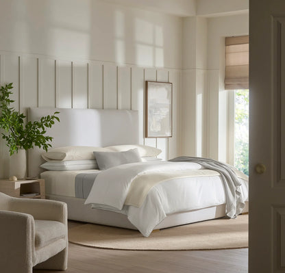 Signature Embellished Duvet Set - White/Pewter Piped Edge