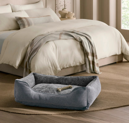 Piped Edge Pet Bed - Water