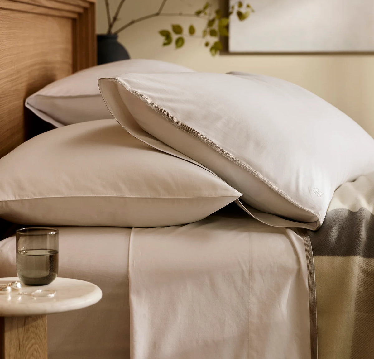 Signature Embellished Pillowcase Set - White/Pewter/Oak Trielle