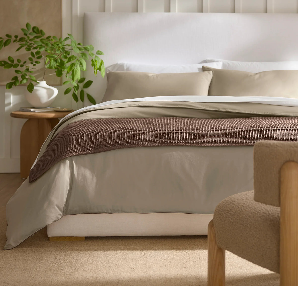 Signature Embellished Duvet Set - Oak/Walnut Piped Edge