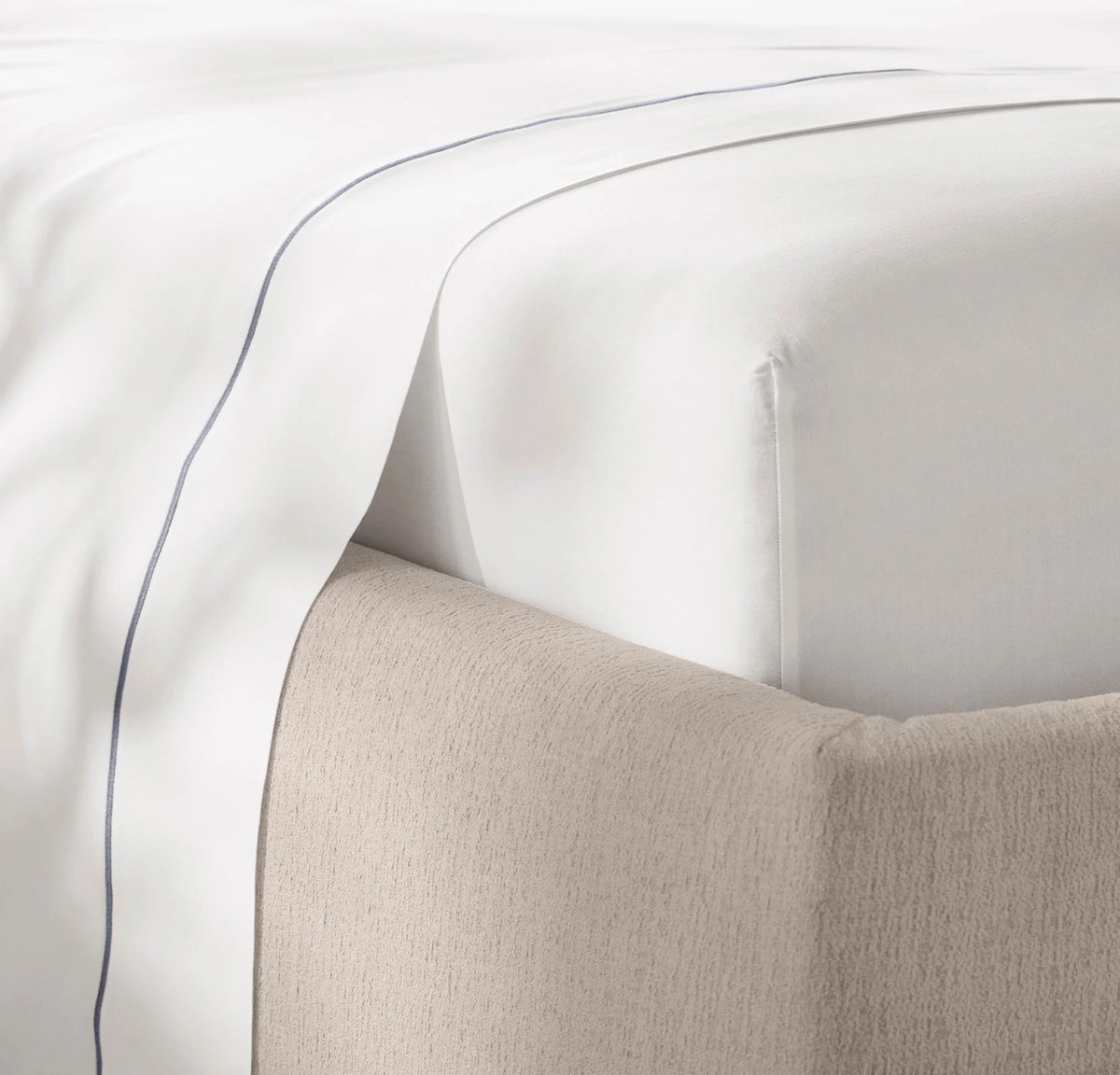 Signature Embellished Sheet Set - White/Mineral Embroidered