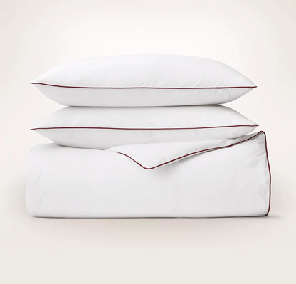 Signature Embellished Duvet Set - White/Holly Piped Edge