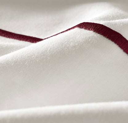 Signature Embellished Sheet Set - White/Holly Embroidered