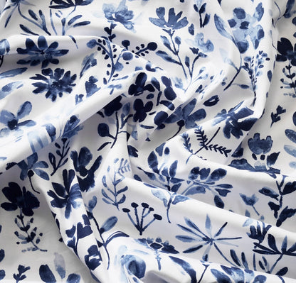 Signature Hemmed Fabric Swatch - Navy Botanical