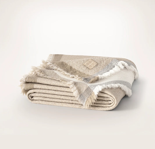 Lavé Wool Throw Blanket - Cream/Oak
