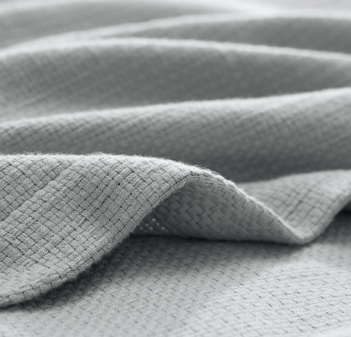 Lightweight Bed Blanket - Shore