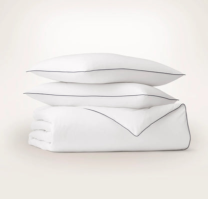 Signature Embellished Duvet Set - White/Coastal Navy Piped Edge