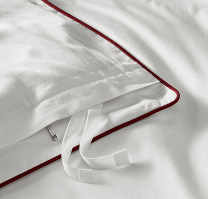 Signature Embellished Duvet Set - White/Holly Piped Edge