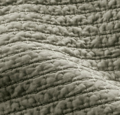 Signature Textured Stitch Quilt - Sageleaf